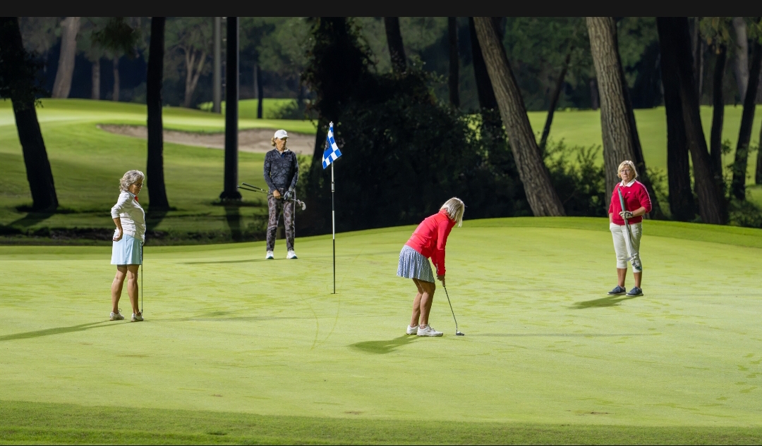 GLORIA GOLF CLUB’TA GOLF DENEYİMİ  GÜN BATIMINDAN SONRA DA DEVAM EDİYOR